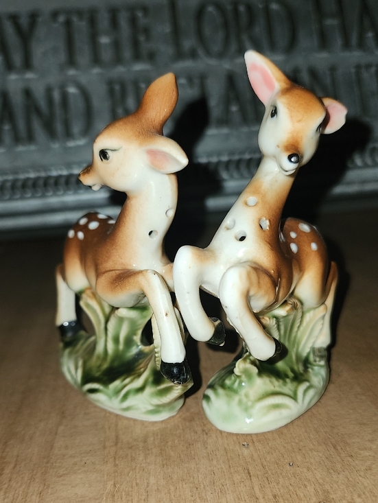 Other - Vintage 1950s Japan Porcelain Fawn Deer Salt & Pepper Shakers - Original Corks